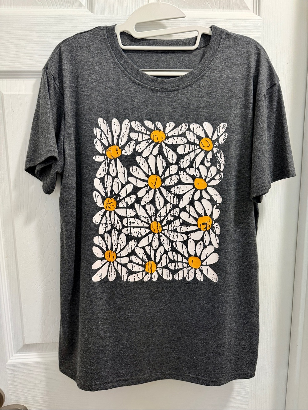 Amazon Charcoal Graphic Daisy Tee with Yellow Centers